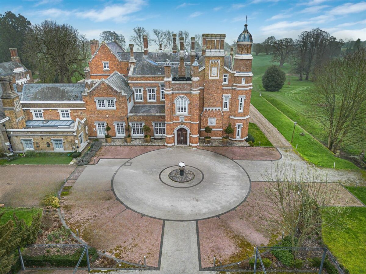 Hamels Park, Buntingford