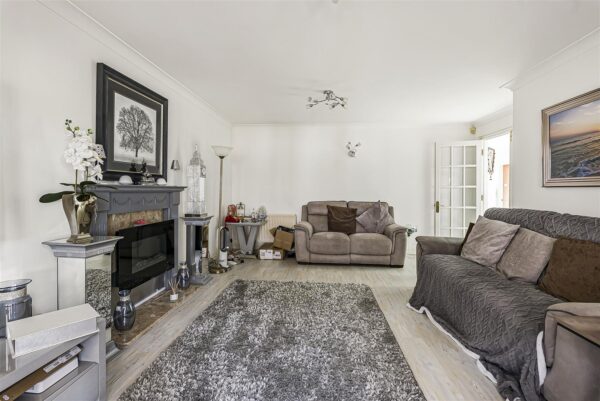 Bittern Close, Cheshunt, Waltham Cross