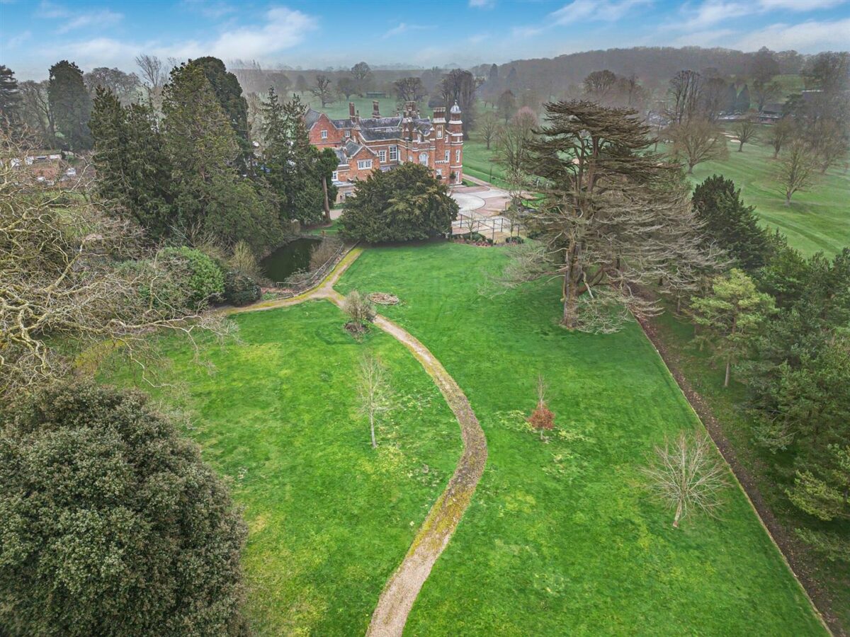 Hamels Park, Buntingford