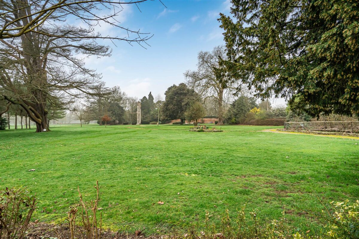 Hamels Park, Buntingford