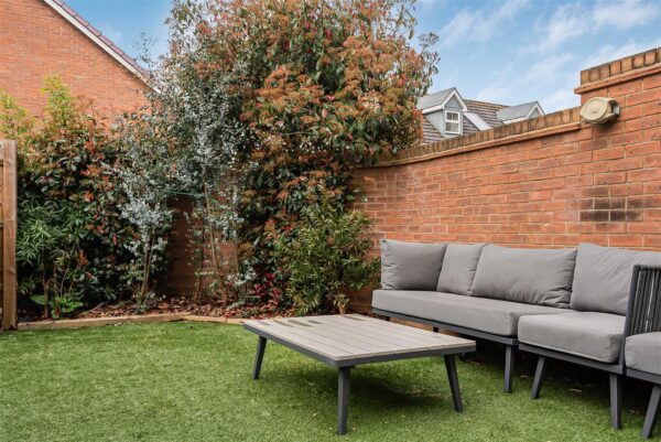 Olvega Drive, Buntingford