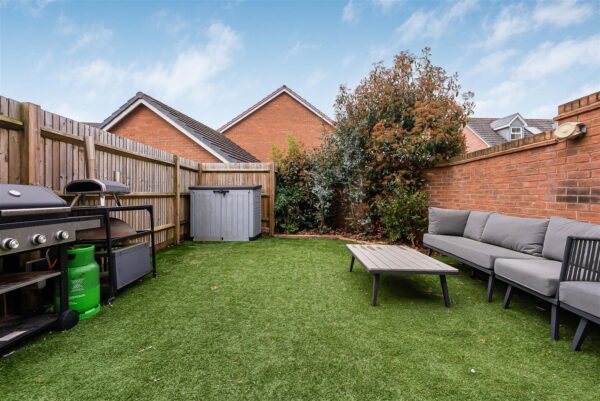 Olvega Drive, Buntingford