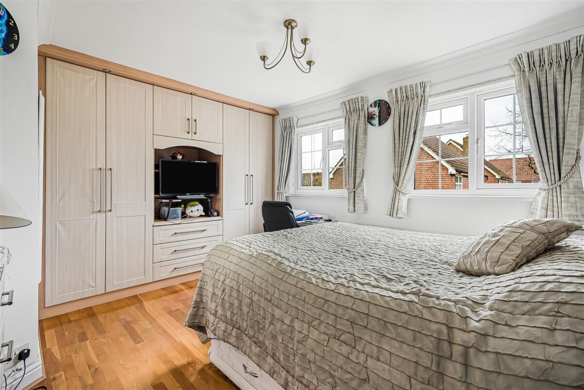 Bittern Close, Cheshunt, Waltham Cross