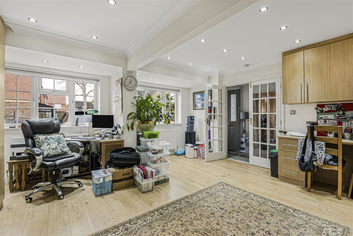 Bittern Close, Cheshunt, Waltham Cross