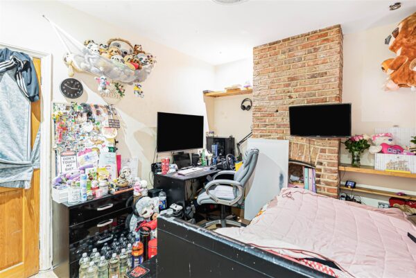 Cadmore Lane, Cheshunt, Waltham Cross