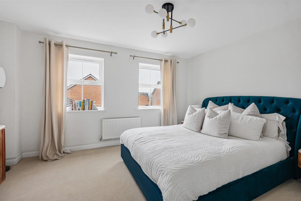 Olvega Drive, Buntingford