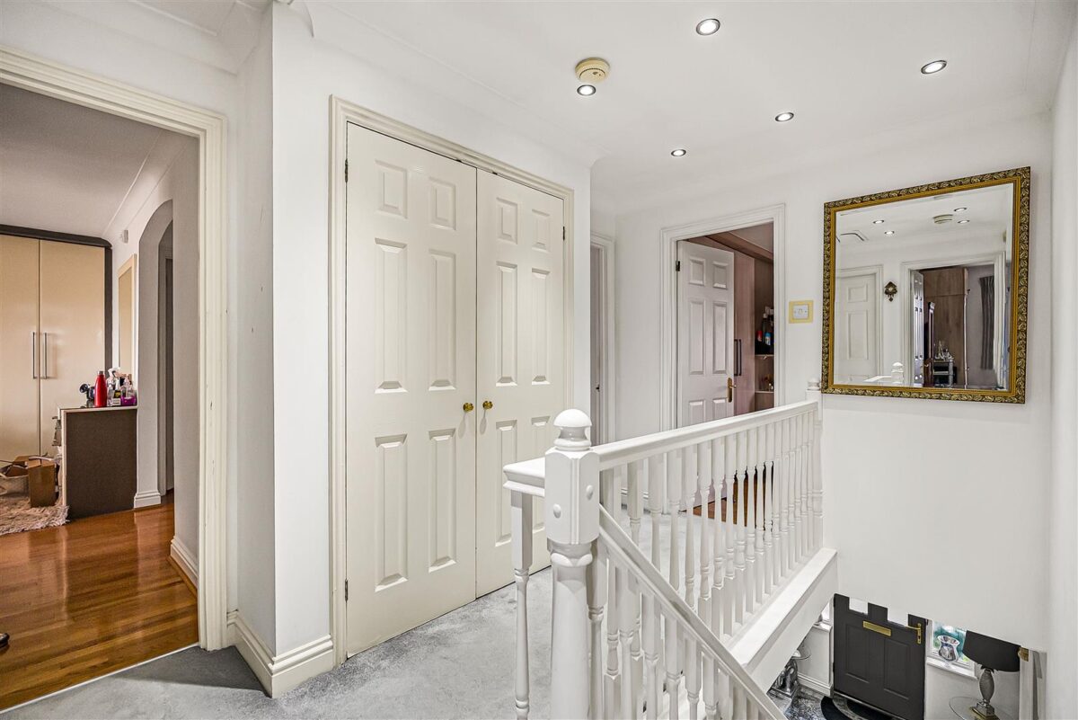 Bittern Close, Cheshunt, Waltham Cross