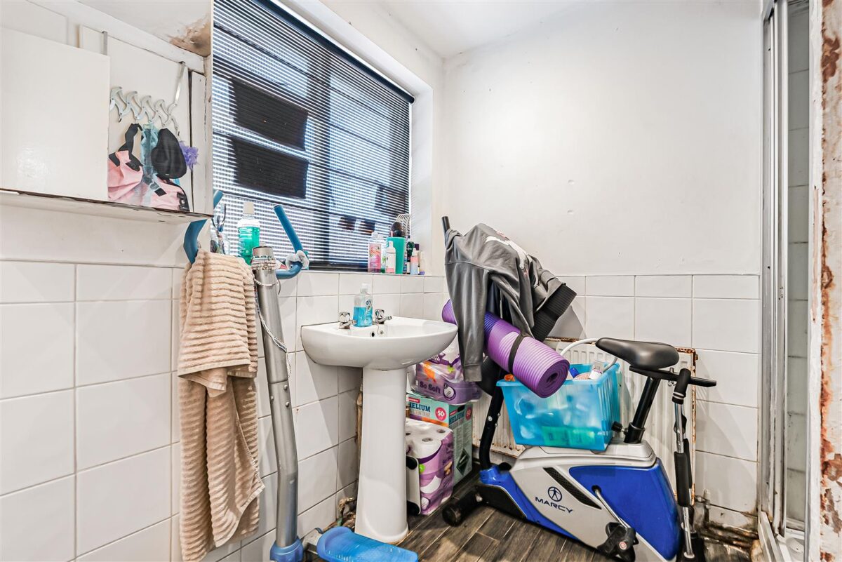 Cadmore Lane, Cheshunt, Waltham Cross