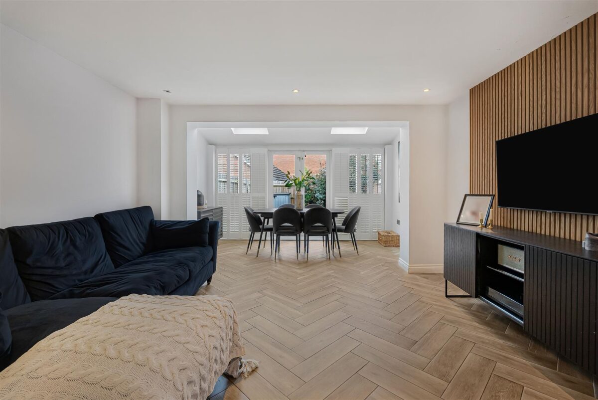 Olvega Drive, Buntingford