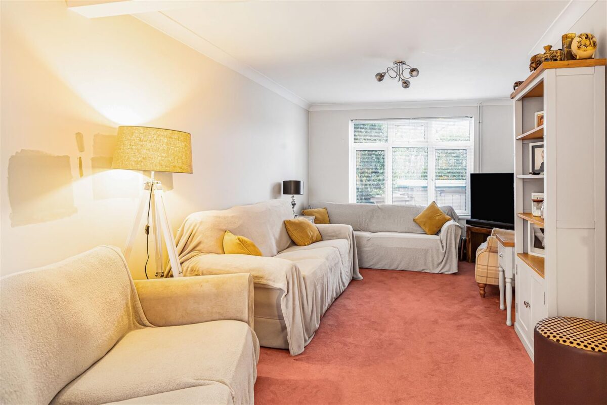 Turners Close, Bramfield, Hertford