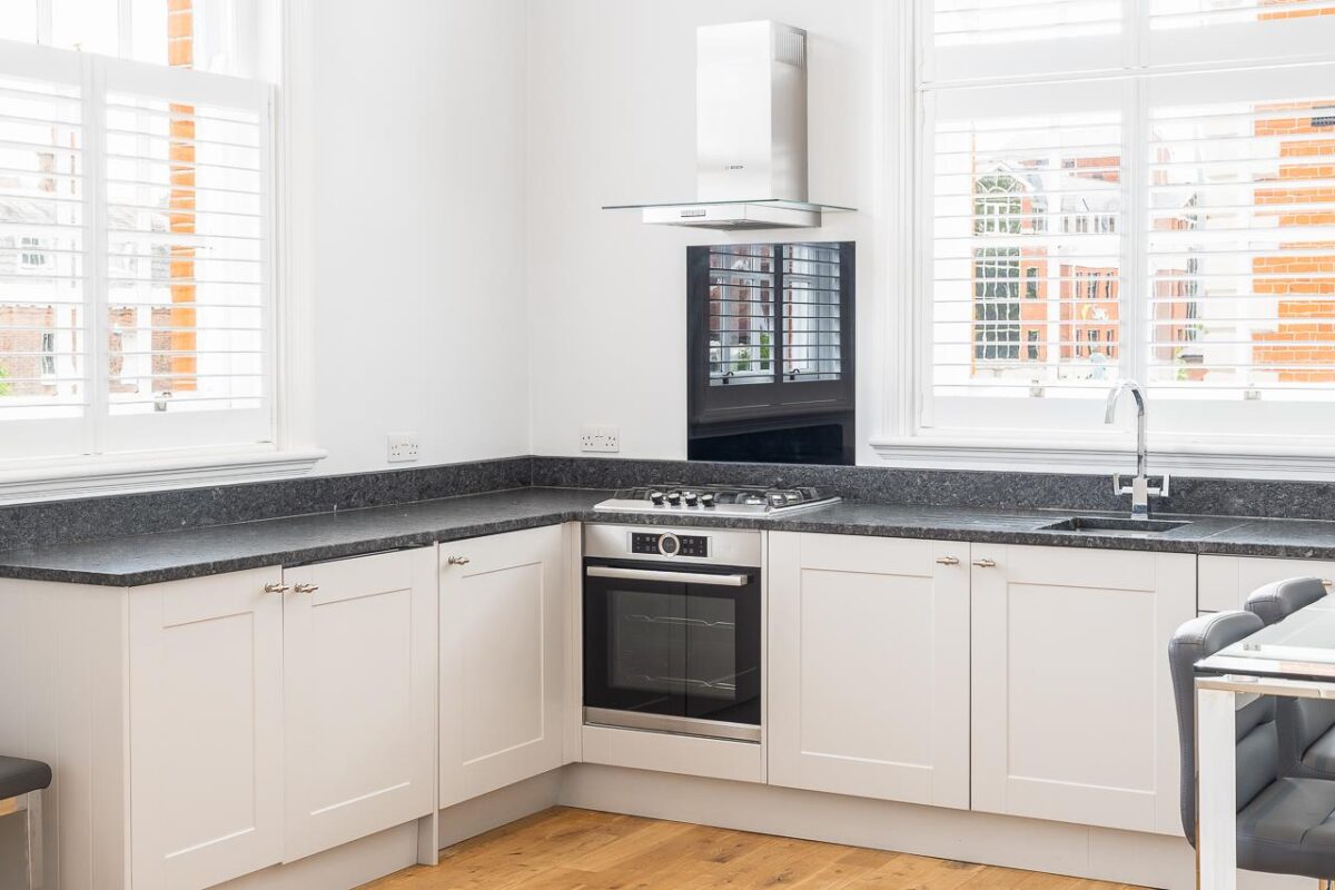 2 Bluecoats Avenue, Hertford