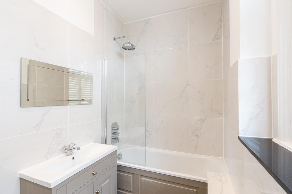 2 Bluecoats Avenue, Hertford