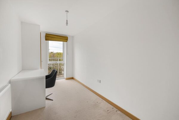 Smeaton Court, Hertford