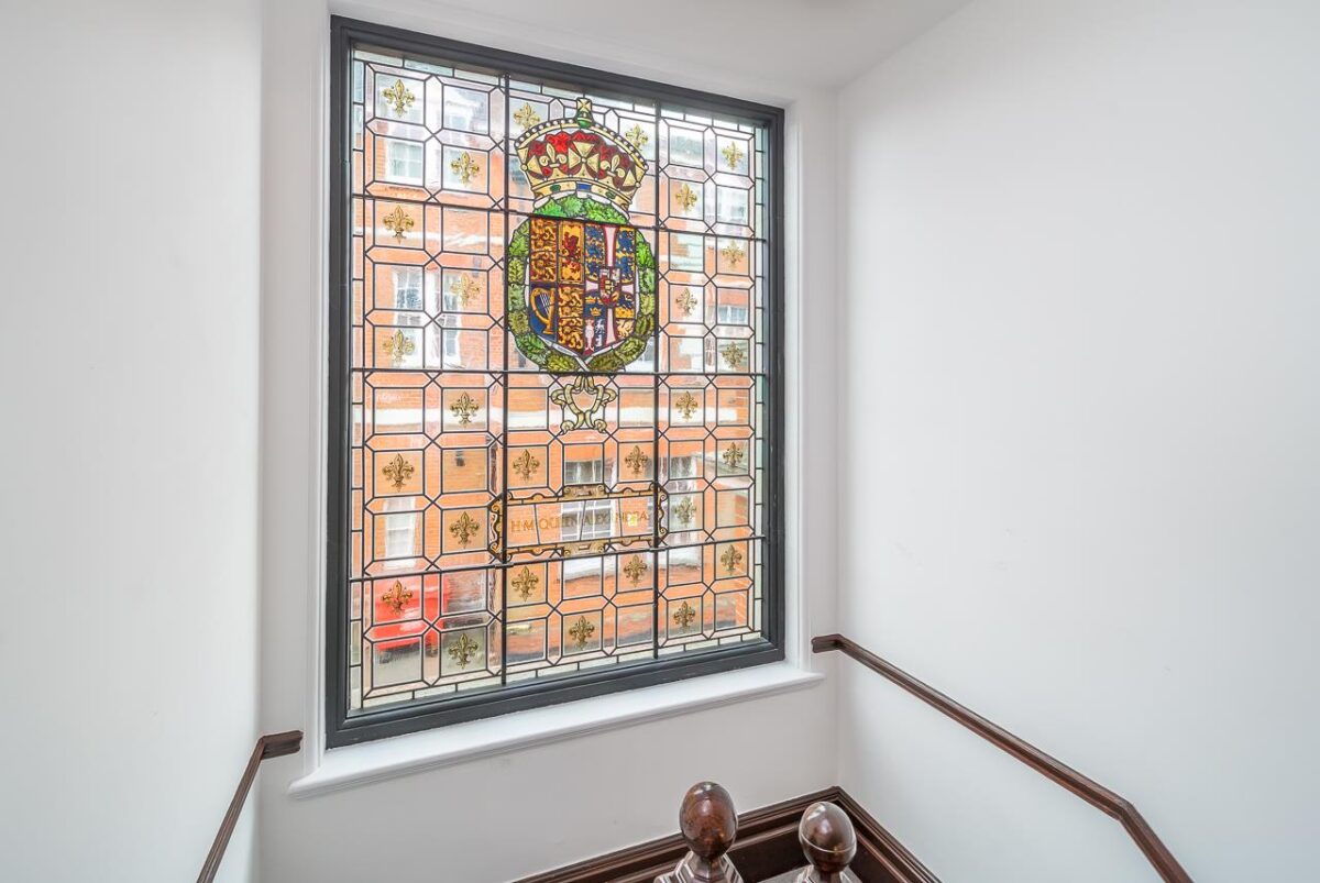 2 Bluecoats Avenue, Hertford