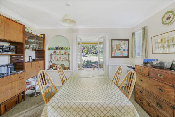 2 Valley Close, Hertford