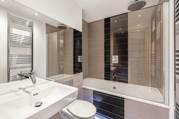 Smeaton Court, Hertford