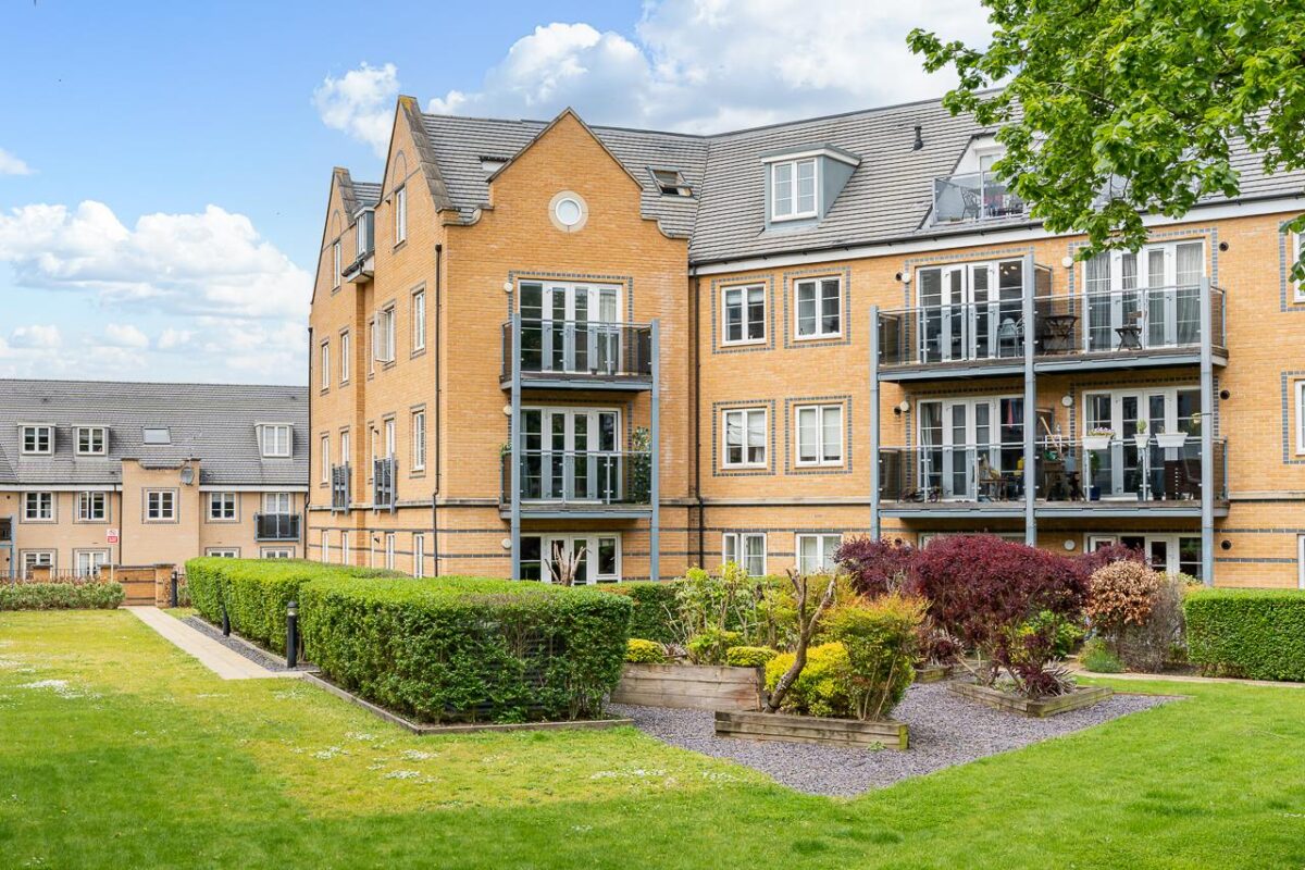 Constables Way, Hertford, SG13