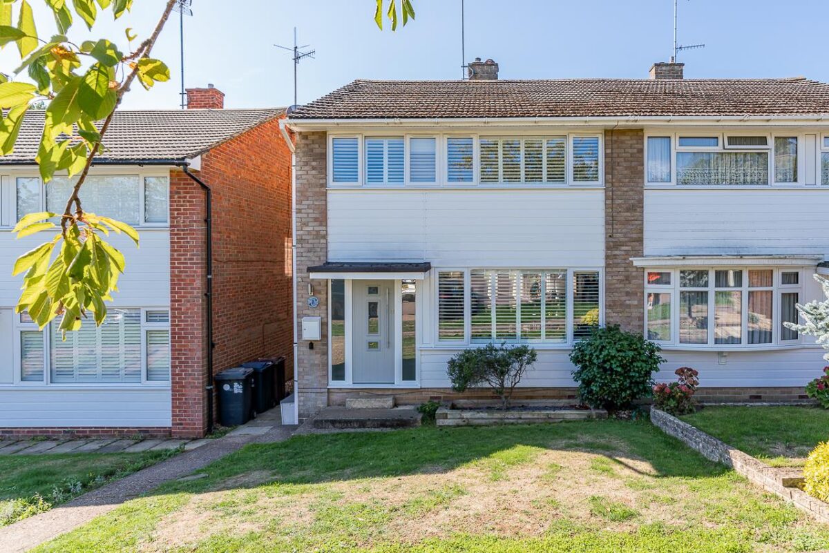 Brookside, Hertford, SG13