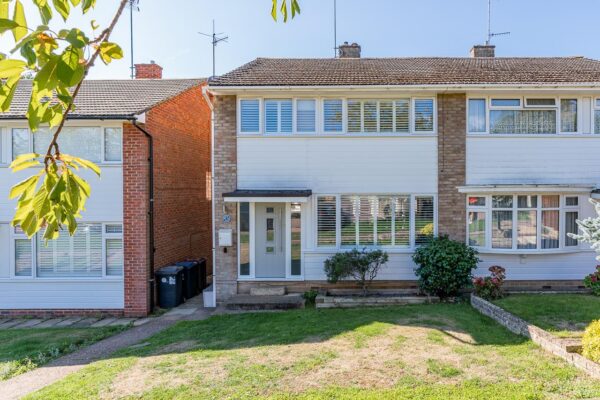 Brookside, Hertford, SG13