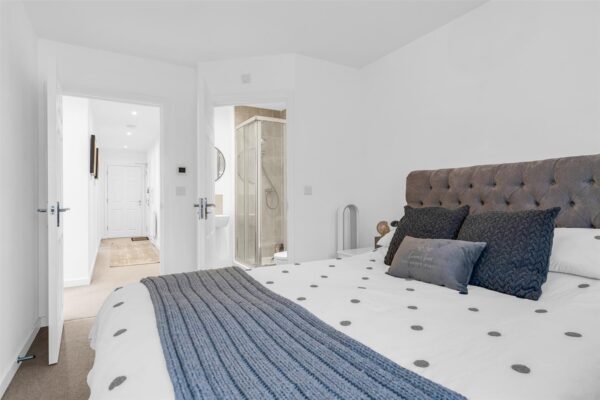 Arnold Close, Hertford, SG13