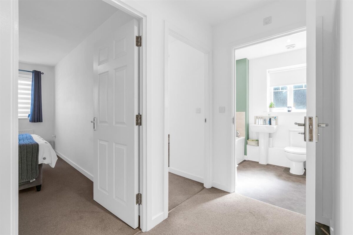 Arnold Close, Hertford, SG13