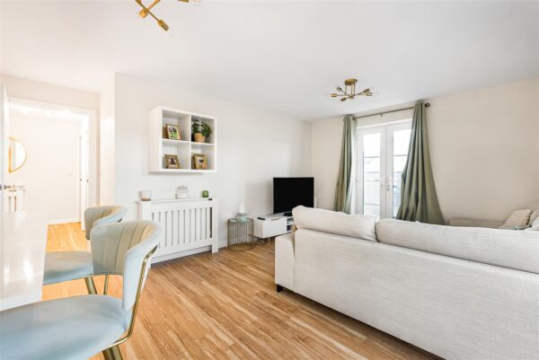 Constables Way, Hertford, SG13