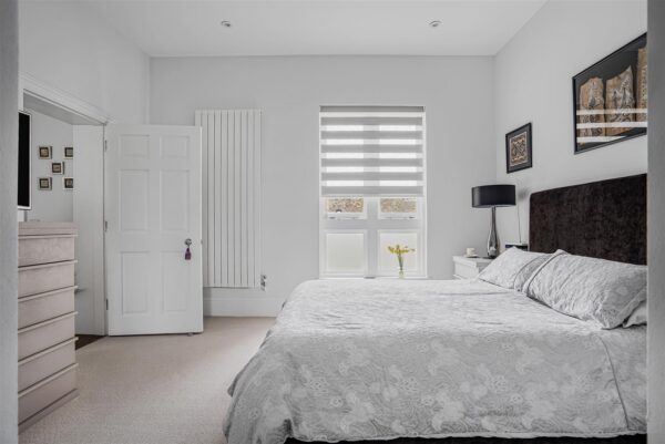Shepherd Suite, Hamels Park