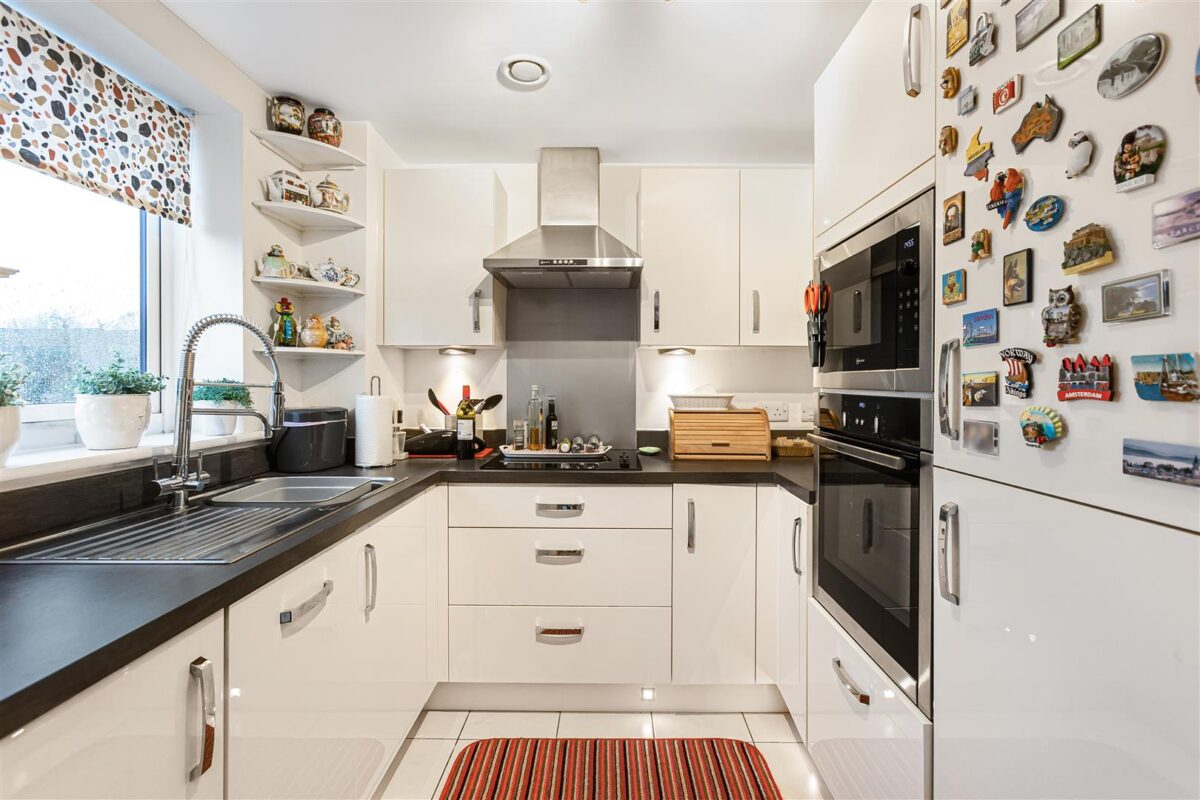 Hale Road, Hertford, SG13