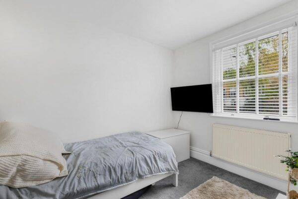 North Road, Hertford, SG14