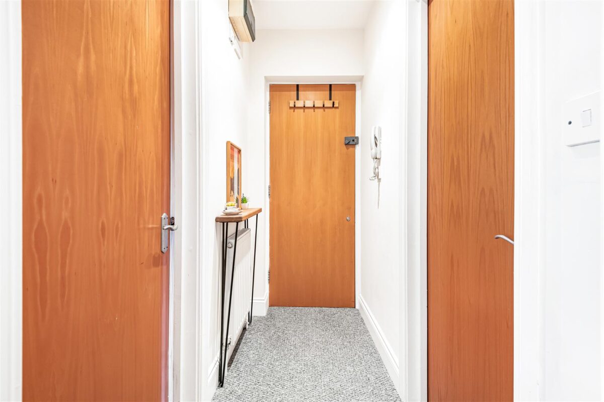 Evron Place, Pilgrim House Evron Place, SG14