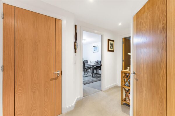 Hale Road, Hertford, SG13