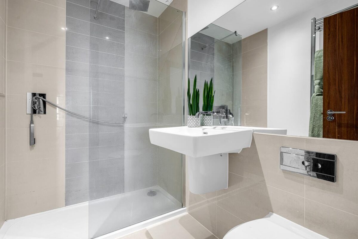 Smeaton Court, Hertford, SG13