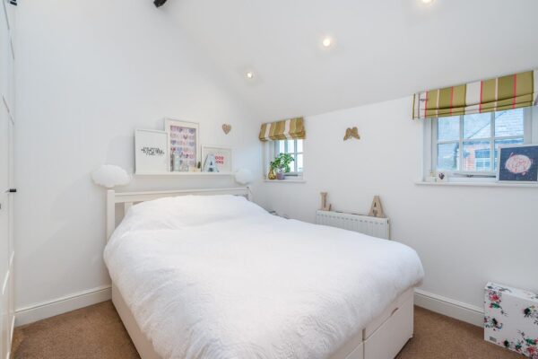 Maidenhead Yard, Hertford, SG14