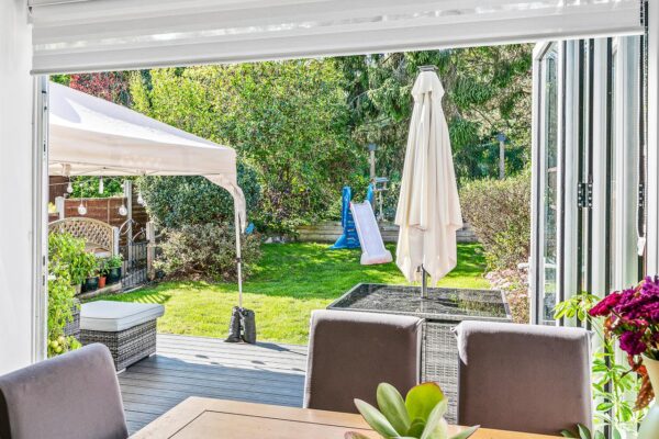 Brookside, Hertford, SG13