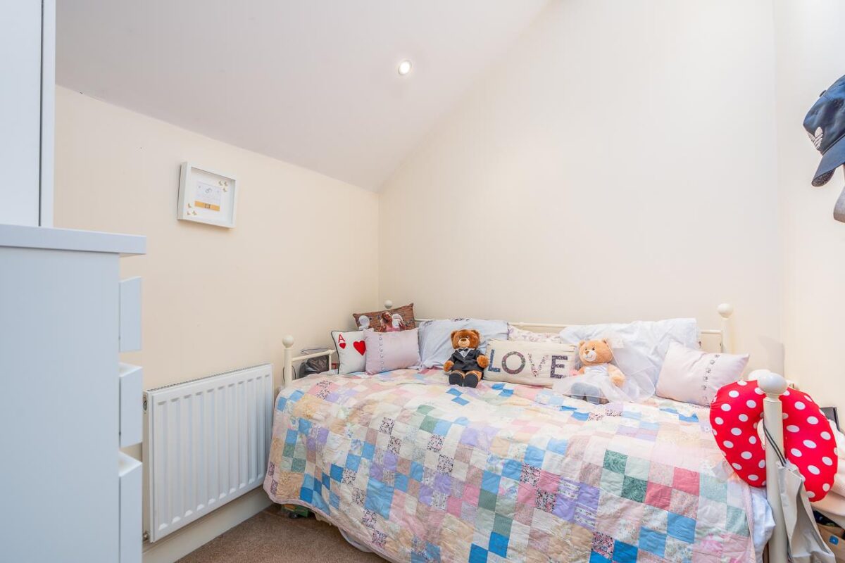 Maidenhead Yard, Hertford, SG14