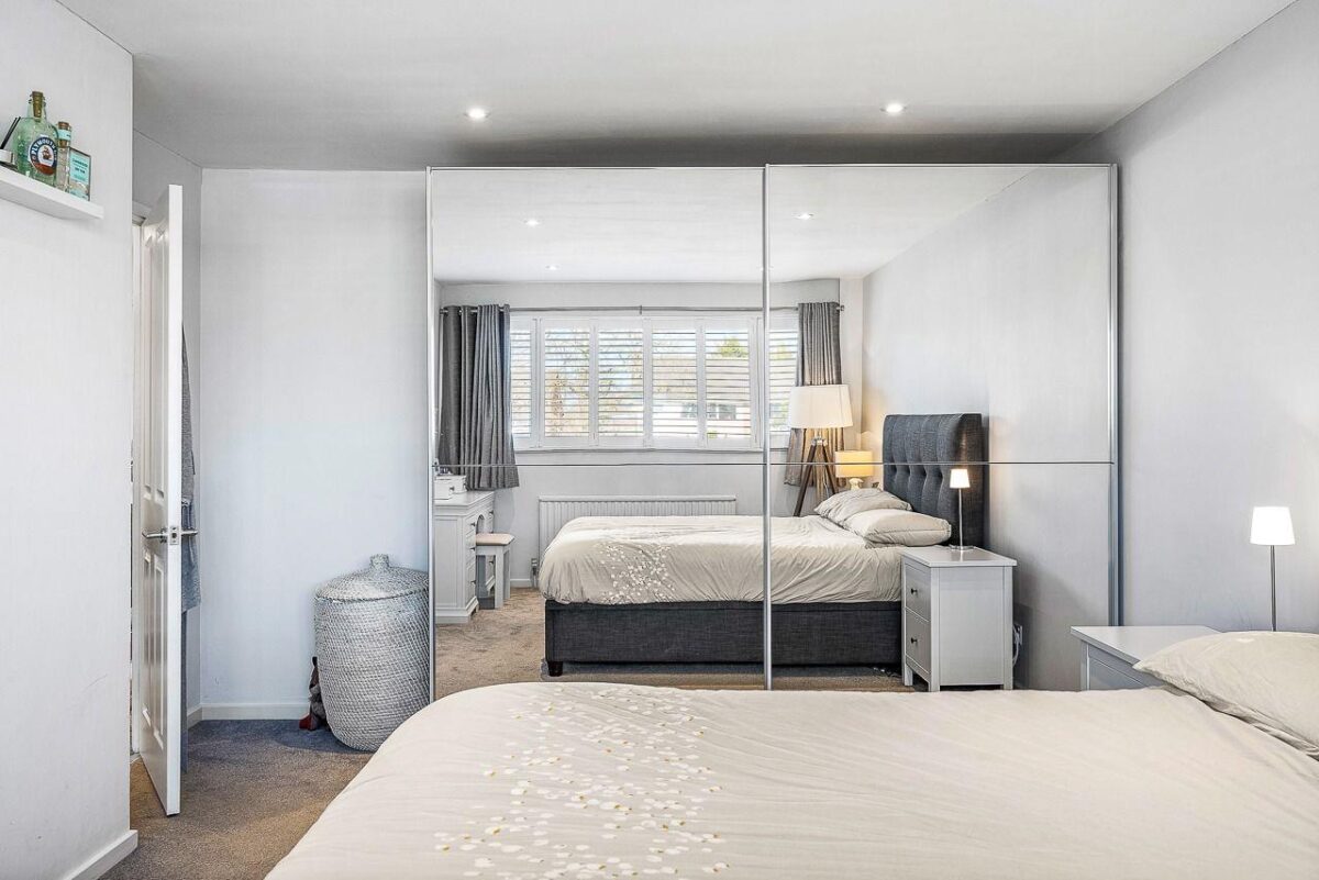 Brookside, Hertford, SG13