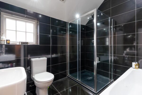 Maidenhead Yard, Hertford, SG14