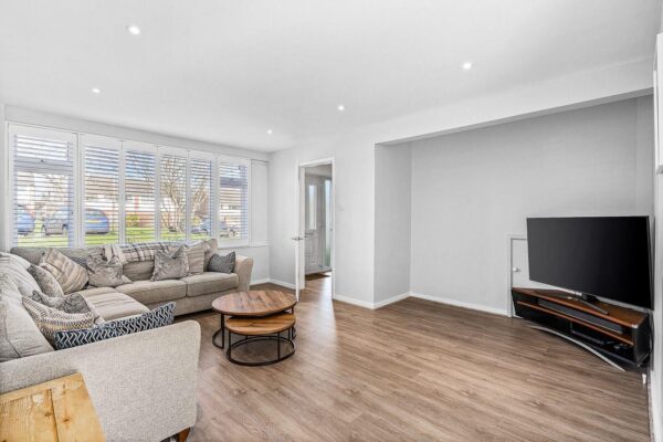 Brookside, Hertford, SG13