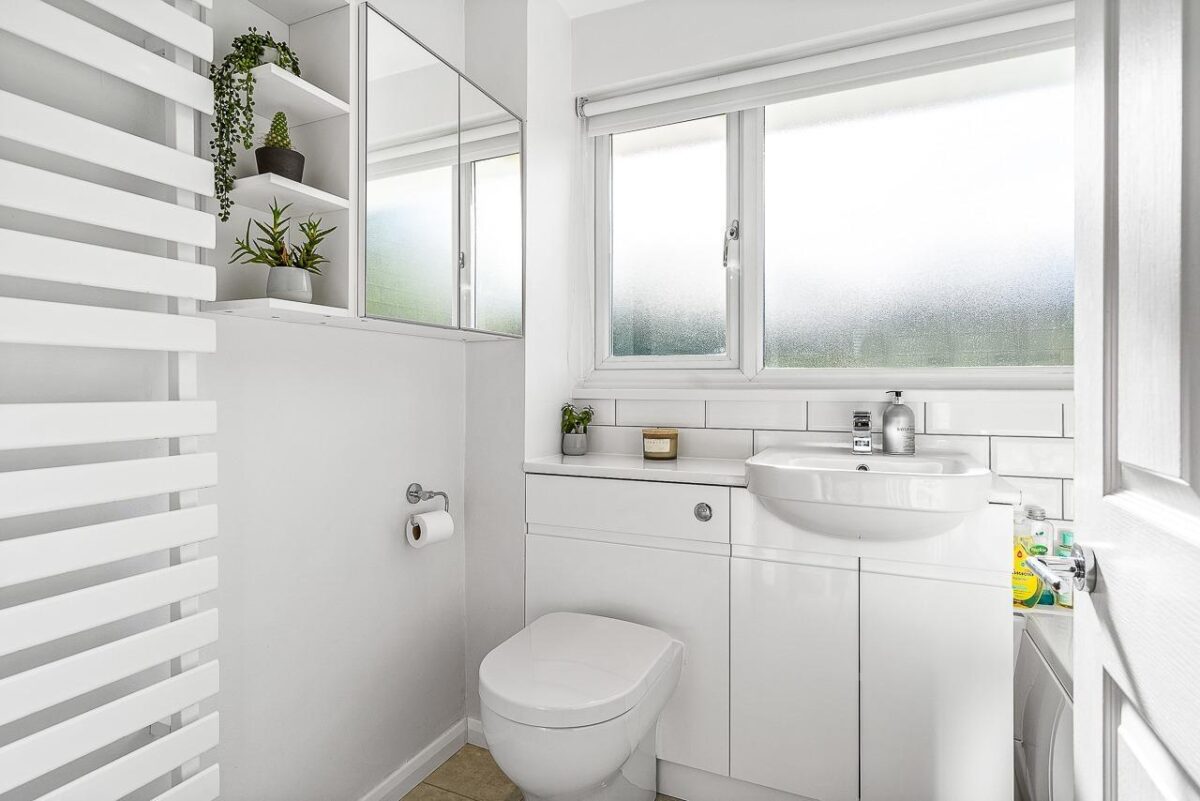 Brookside, Hertford, SG13