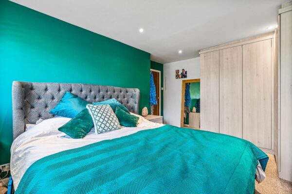 Brookside, Hertford, SG13