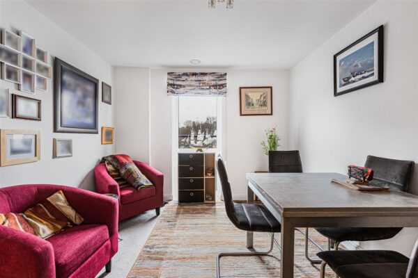 Hale Road, Hertford, SG13