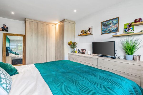 Brookside, Hertford, SG13