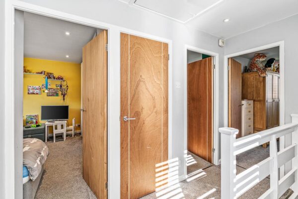 Brookside, Hertford, SG13