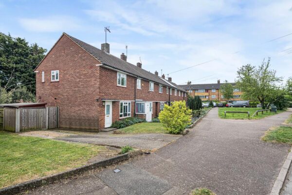 Tudor Way, Hertford, SG14