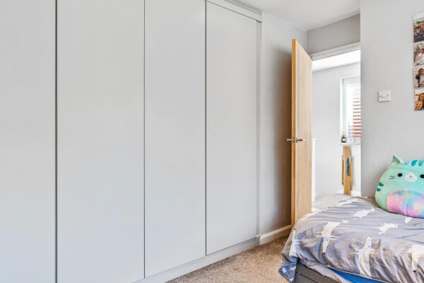 Brookside, Hertford, SG13