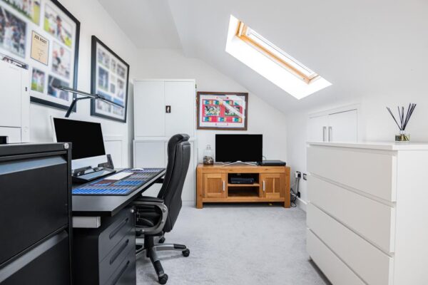 Kingfisher Close, Broxbourne