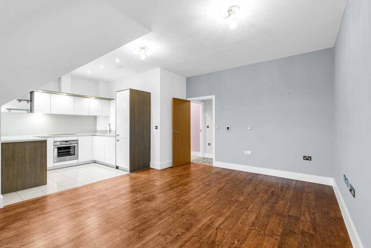 Henmarsh Court, Balls Park, SG13