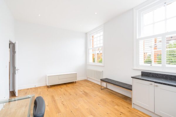 Bluecoats Avenue, Queen Alexandra House, SG14