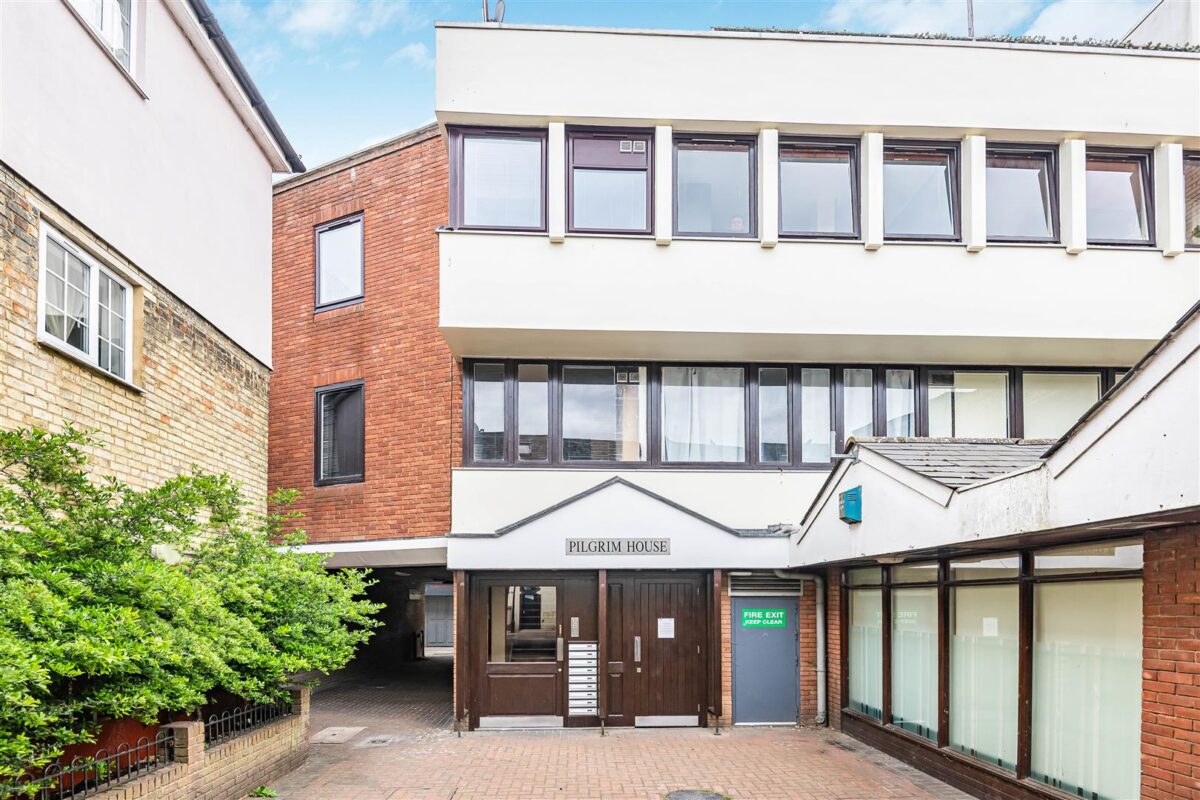 Evron Place, Pilgrim House Evron Place, SG14