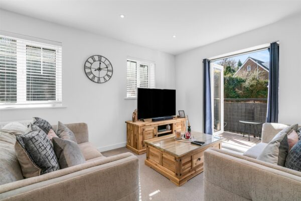 Arnold Close, Hertford, SG13